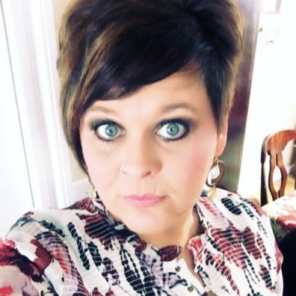 Meet your Posher, Tonya